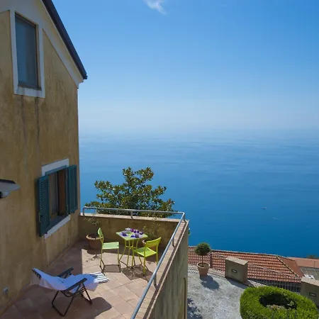 Holiday home Casa Mediterranea